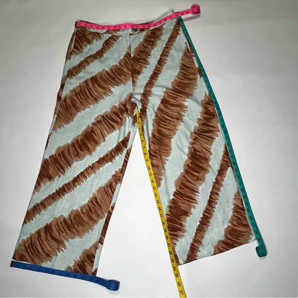 Moon River Gray and White Pants Large - Picture 8 of 14